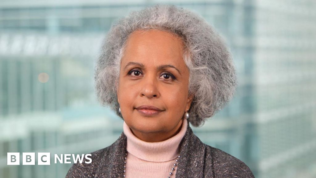 HSBC names first female finance chief in shakeup – 2024-10-22 07:36:33 , BBC News