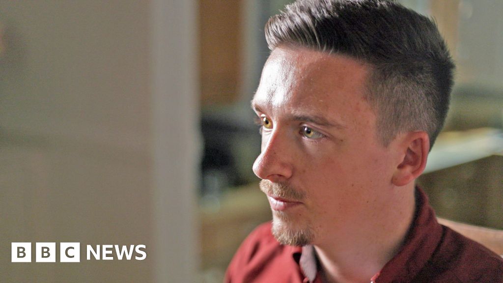 Revolut customers say e-money firm failed them after being scammed – 2024-10-14 06:22:40 , BBC News