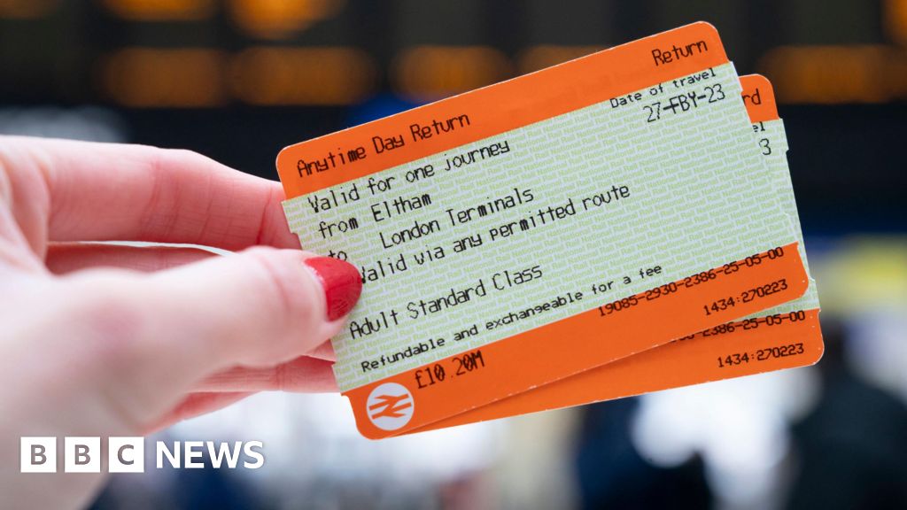 Rail fares in England and railcard costs to increase – 2024-10-30 18:43:39 , BBC News