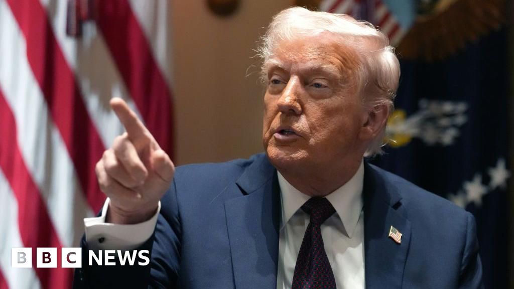 British carmakers meet government on Trump tariffs – 2025-03-28 07:42:00 , BBC News
