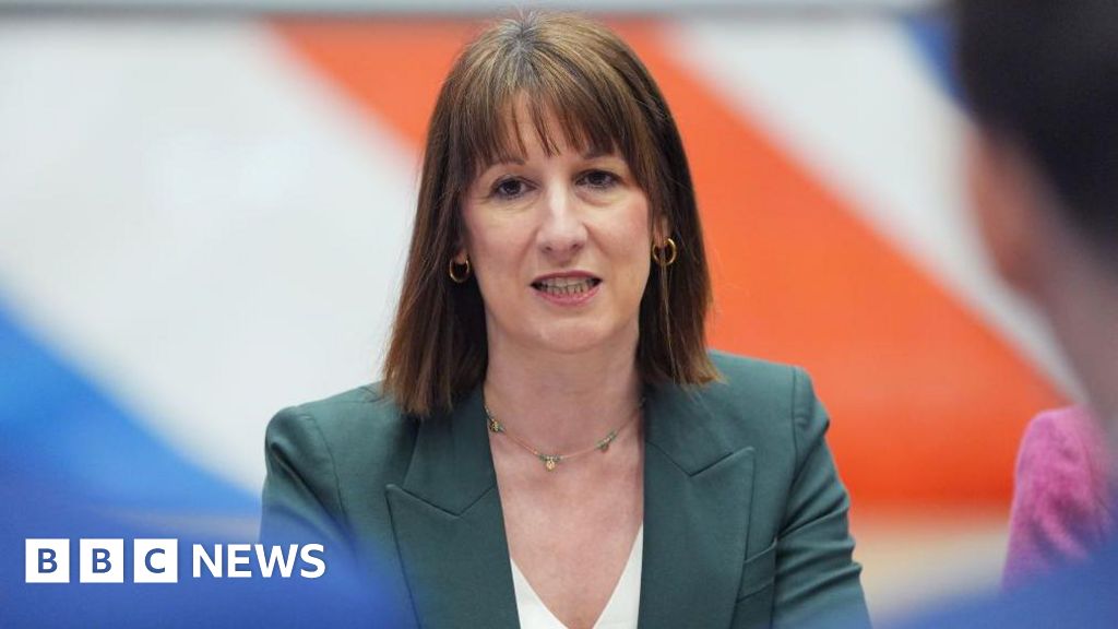 Treasury earmarks billions in spending cuts ahead of Spring Statement – 2025-03-05 00:01:00 , BBC News