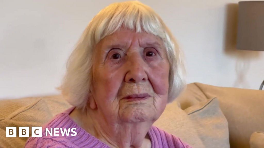 Oldest Post Office victim says new compensation ‘not good enough’ – 2025-04-10 23:01:00 , BBC News
