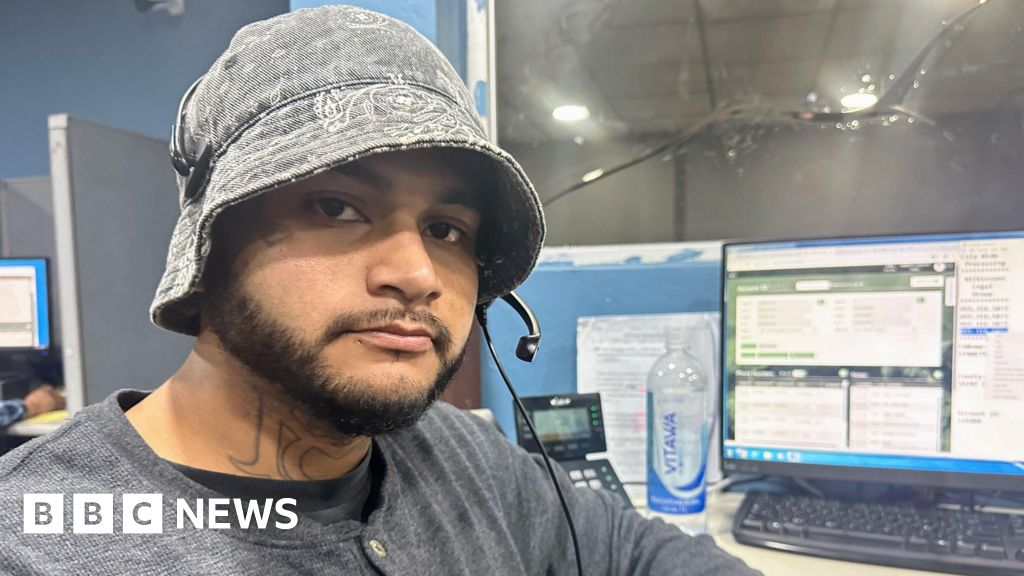 Deported gang members get second chance at call centre – 2025-04-30 23:01:00 , BBC News