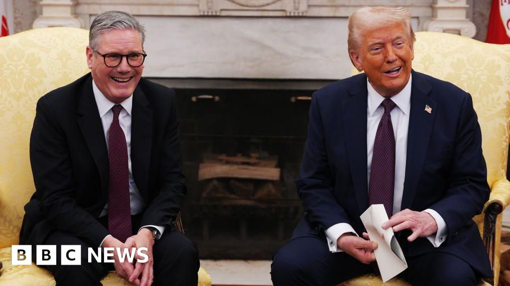 Starmer and Trump discuss ‘productive’ trade talks, No 10 says – 2025-04-18 21:26:00 , BBC News