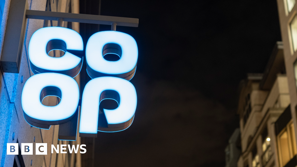 Co-op hackers stole ‘significant’ amount of customer data – 2025-05-02 17:41:00 , BBC News